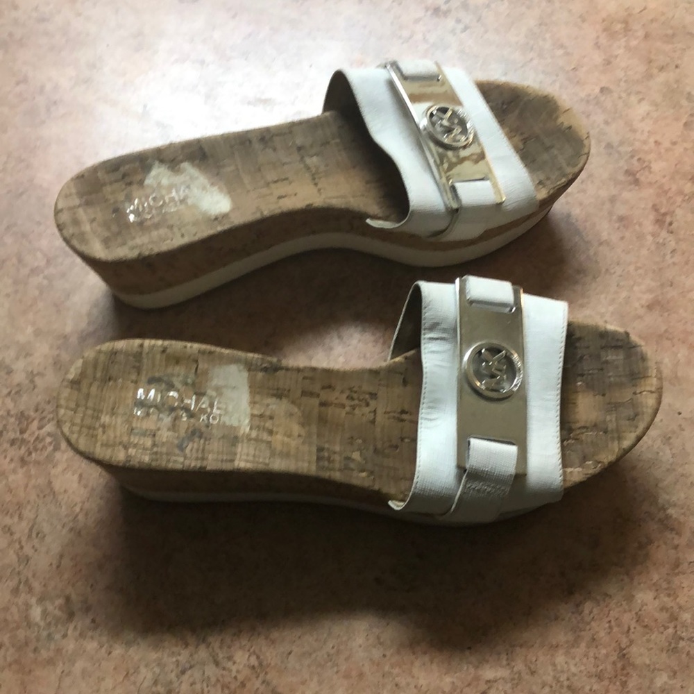 Sandals - Picture 2 of 4